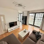 Panorama With Parking Apartamento Praga