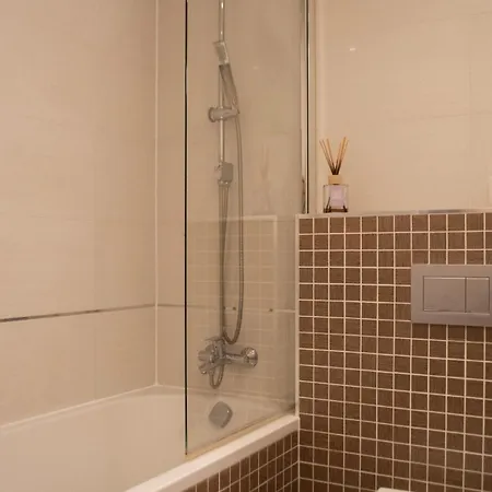 Apartamento Panorama With Parking Praga